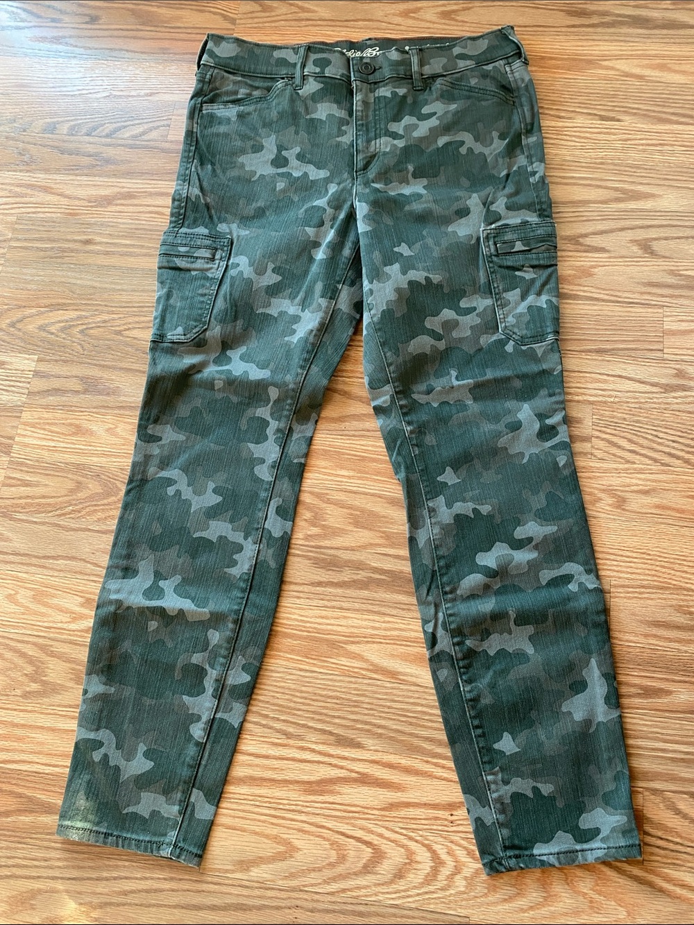 Camo Cargo Skinny Pants by Eddie Bauer Size 12 Green Camo  Denim